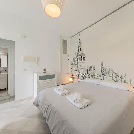 Arco Del Postigo Apartment Seville Ngoại thất bức ảnh